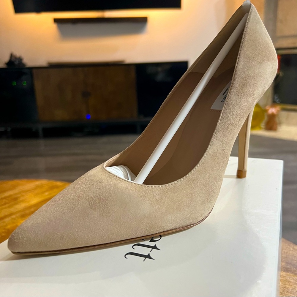 L.K. Bennett Floret Courts Pointed Heels Sz9Us/40Eu